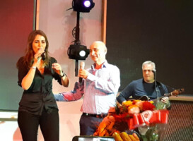 מסיבת חנוכה גמלאי ההסתדרות עינת שרוף והלקתה מסיבת חנוכה גמלאי ההסתדרות מרחב ראשון לציון